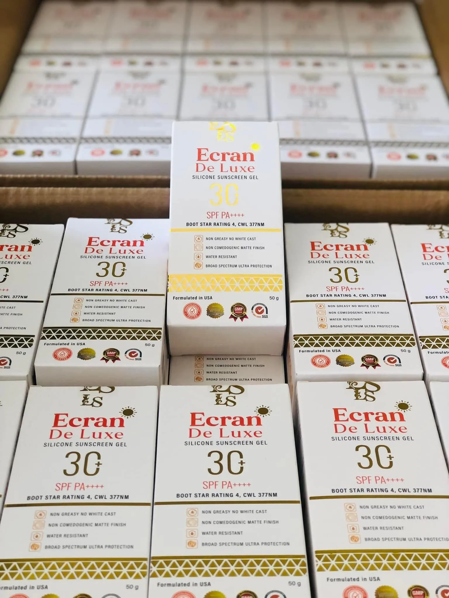 Luxe Skin - Ecran De Luxe Sunscreen Gel SPF 30  (50g)