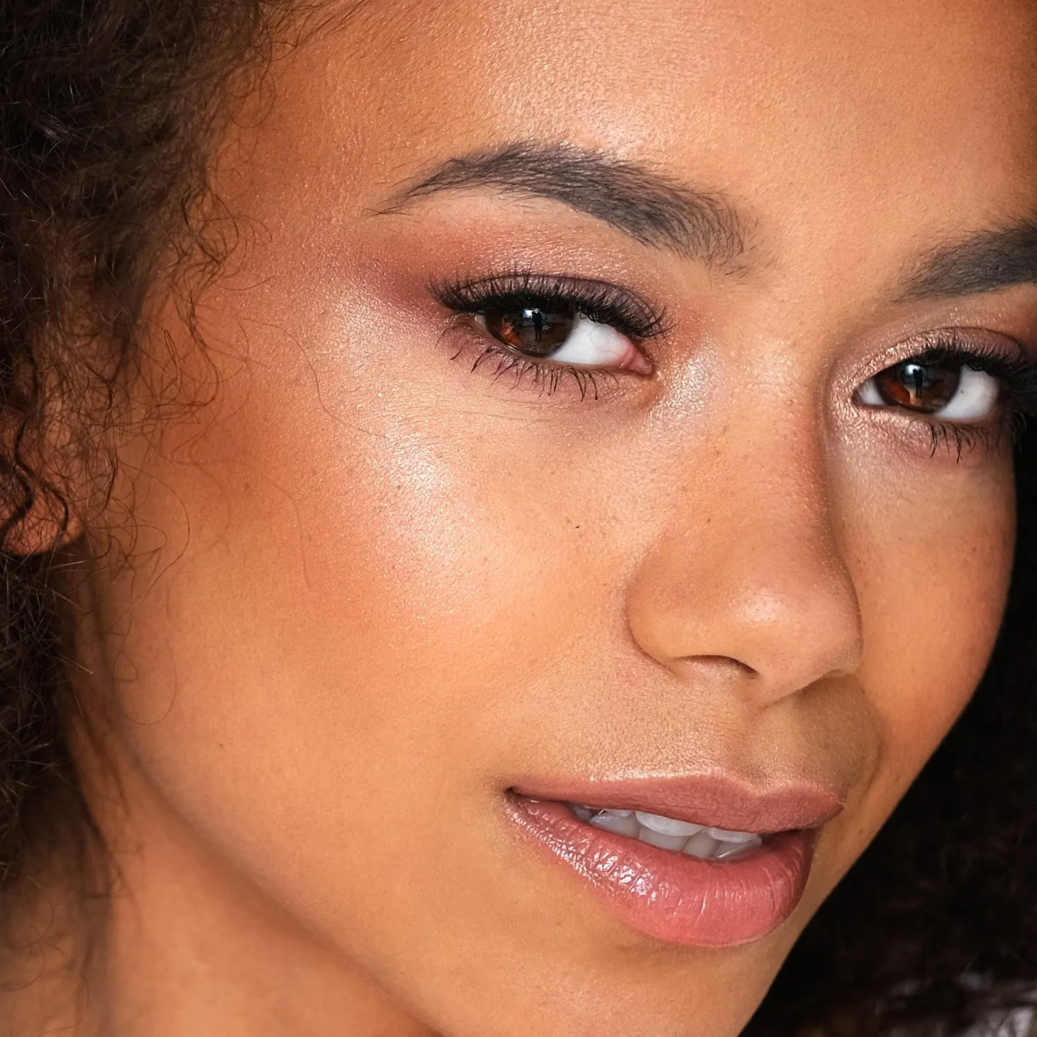 Rose 4-in-1 Airbrush Foundation