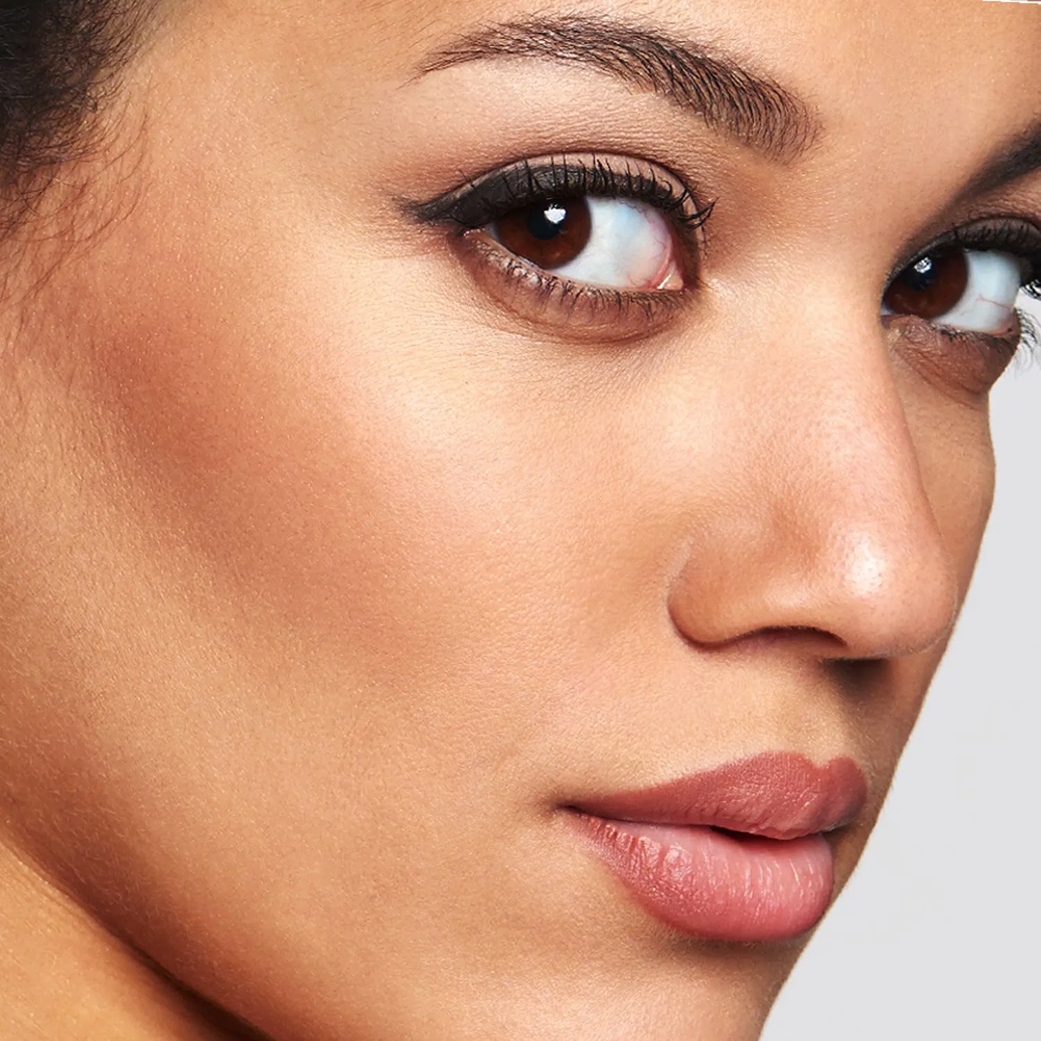 Rose 4-in-1 Airbrush Foundation